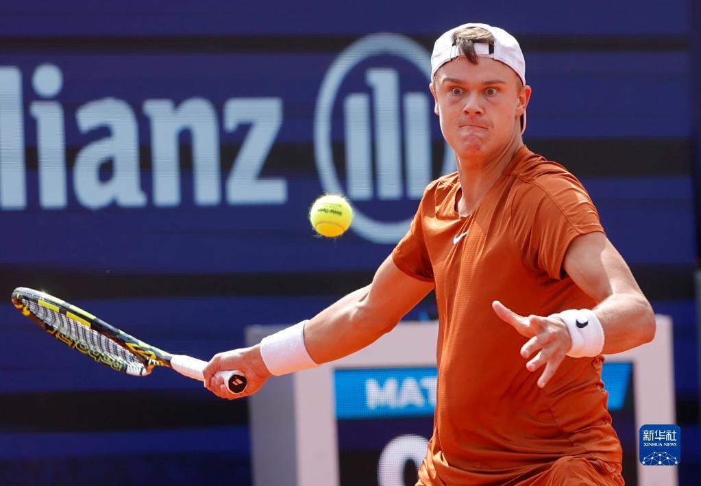 也留下了柏 也留下了柏