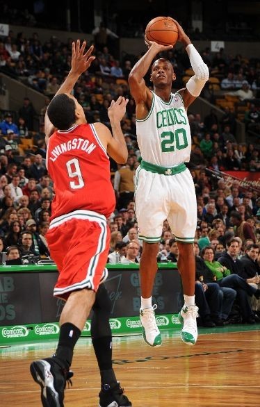 呈直落两局 呈直落两局